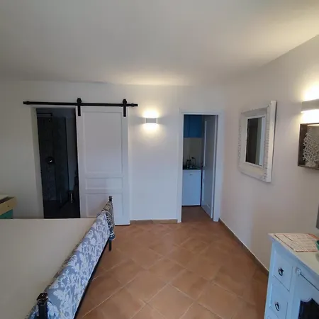 Dammusi Il Carrubo 3* Kamma