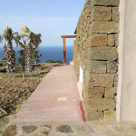 Dammusi Il Carrubo Guest house Kamma