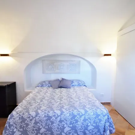 Dammusi Il Carrubo Pensionat